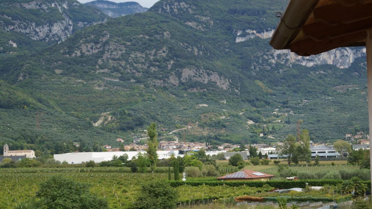 Appartamento Campagnola Mansardato Riva del Garda Luaran gambar